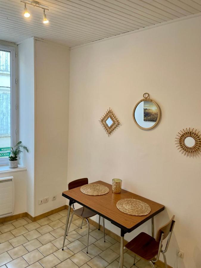 Joli Appartement Au Coeur De Ville 샤토티에리 외부 사진
