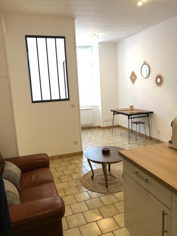 Joli Appartement Au Coeur De Ville 샤토티에리 외부 사진